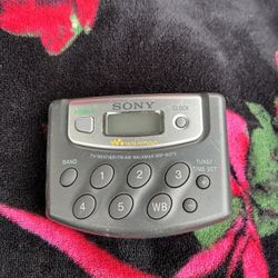 Sony Walkman Radio TV/Weather/AM/FM SRF-M37V