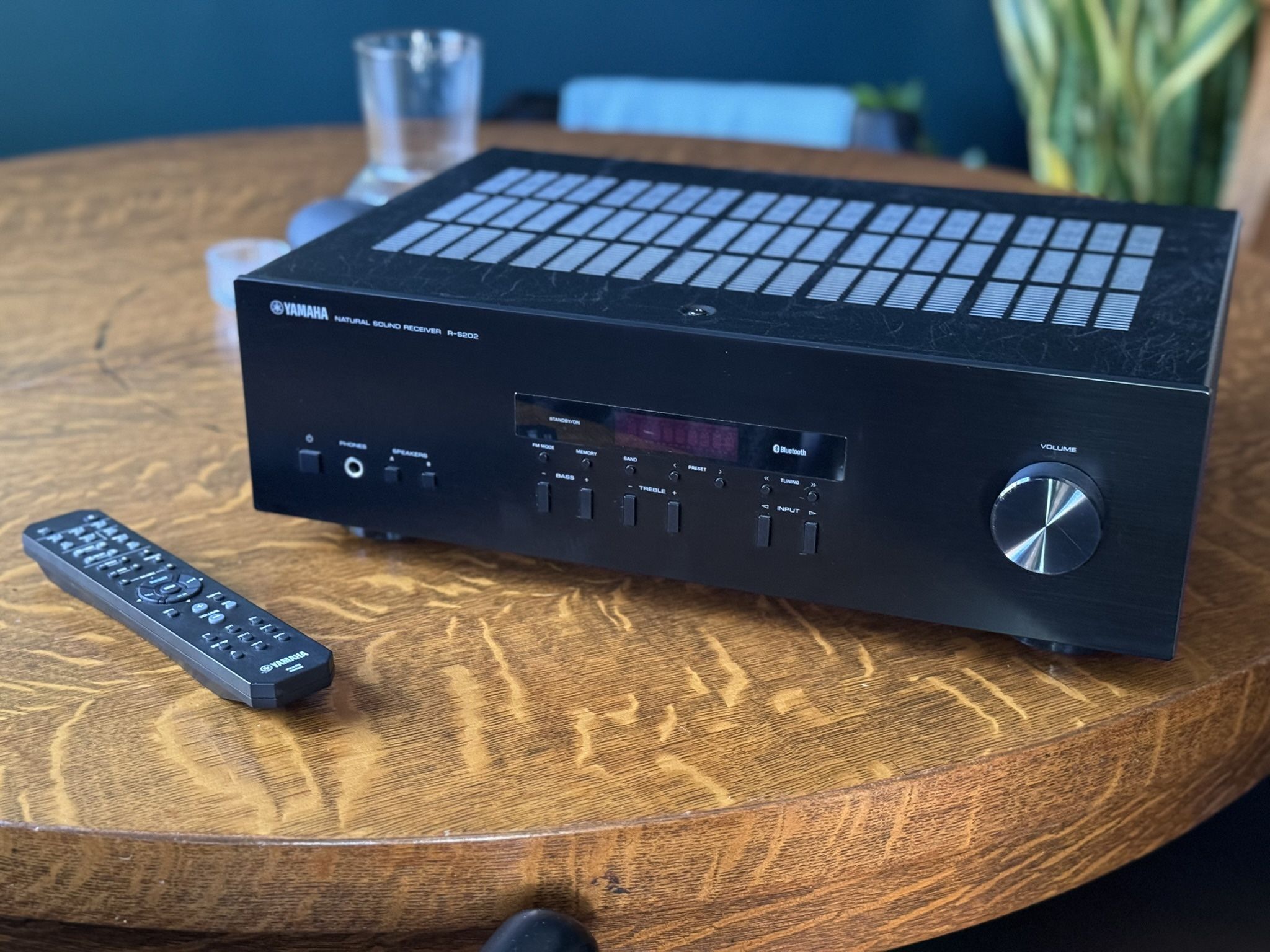 Yamaha R-S202 Stereo Receiver with Bluetooth