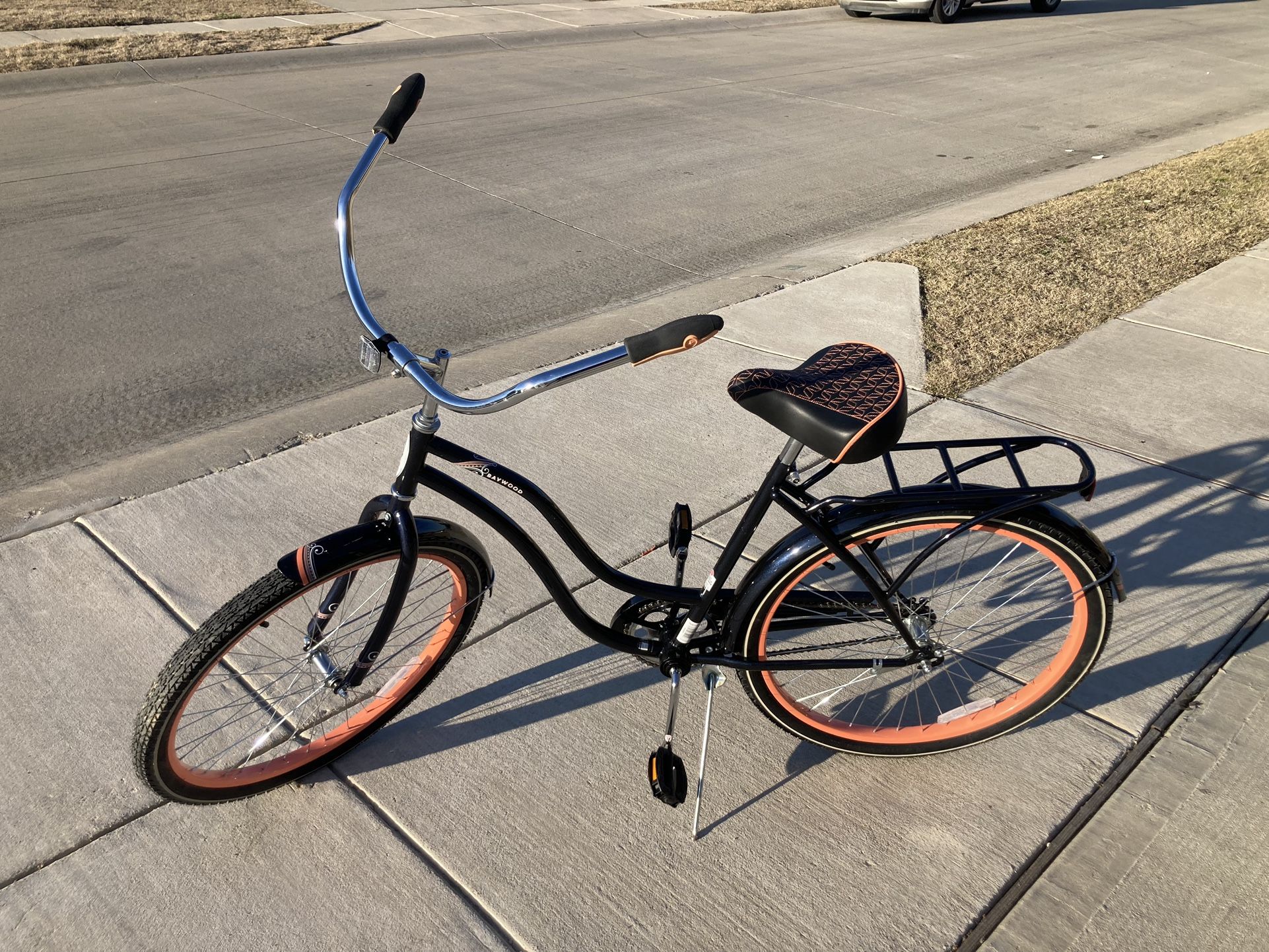 Schwinn Baywood Women’s Cruiser Bicycle 