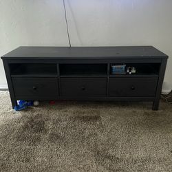 TV bench