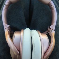 Mpow  Wireless Bluetooth Over Ear Headphones BH381A