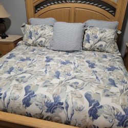 6pc Tommy Bahama Raw Coast blue cotton comforter set. 