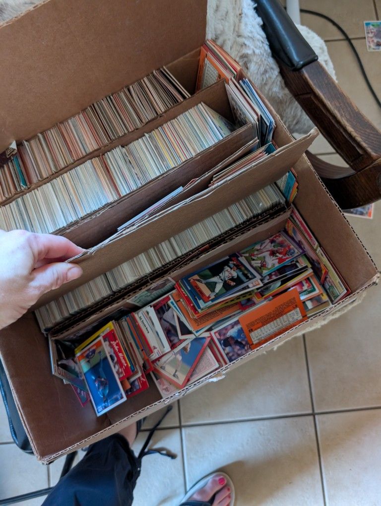 Can't Handle It - Massive Vintage And New Sports Cards 