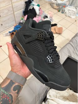 Jordan 4 Black Cat’s 8.5 men’s