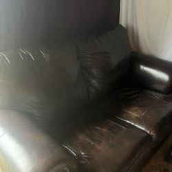 Leather sofa 