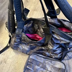Lululemon grey camouflage large duffle (gym / travel) bag & matching toiletries bag. 
