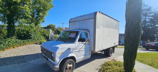 1988 Ford E350 Box Van