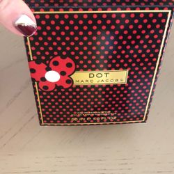 Marc Jacobs Parfum https://offerup.com/redirect/?o=RG90Lk5ldw== In Box