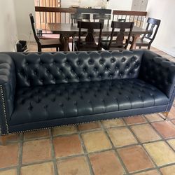 Blue Let her Couch