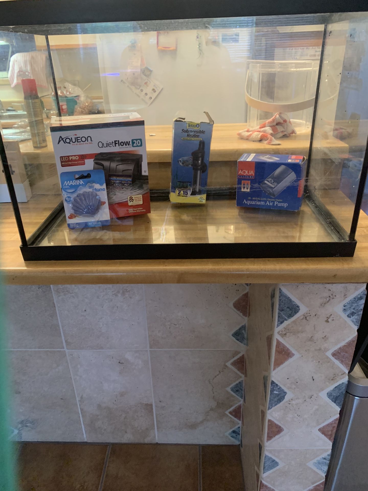 20 Gallons Aquarium