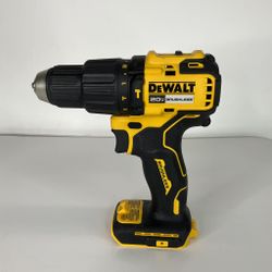 Dewalt 20v Cordless Hammer Drill & Drill Driver (DCD798)