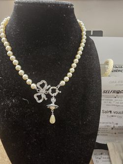 Vivienne Westwood Rigoberta Pearl Necklace NO Delivery