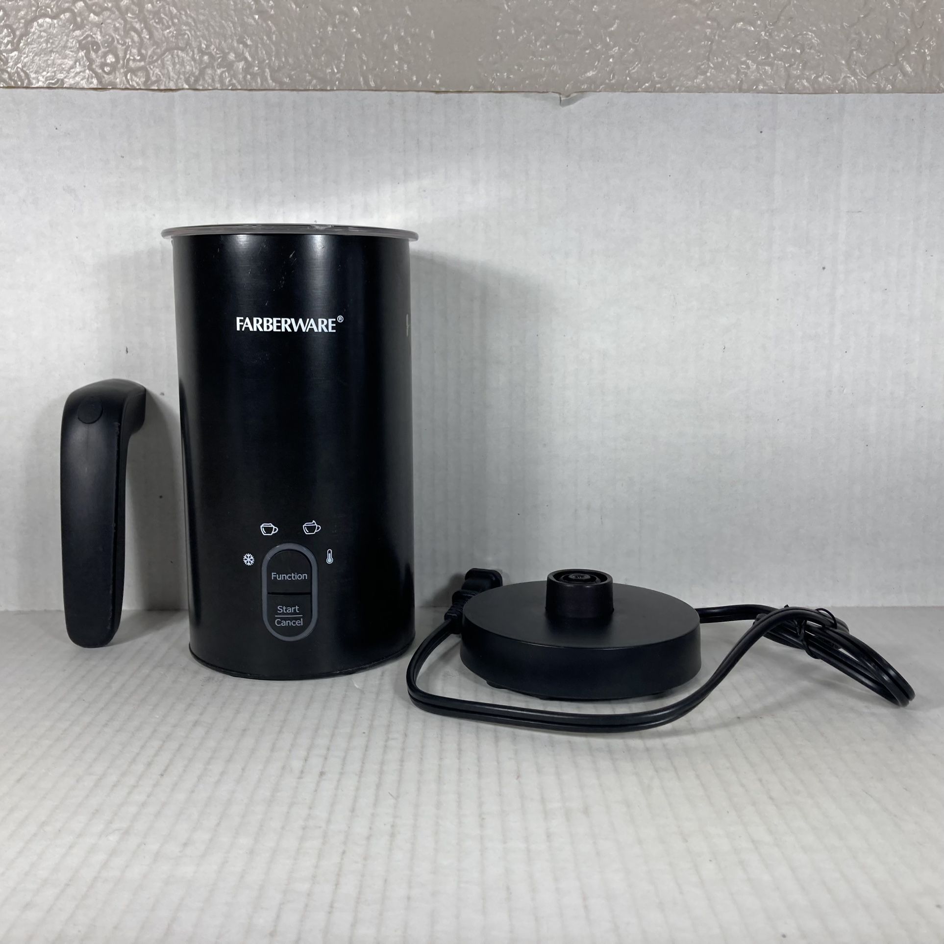 Farberware 4 Functions Hot or Cold Milk Frother & Warmer USED - HANDLE BROKEN