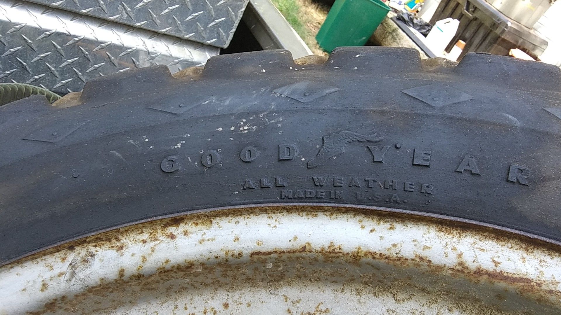 Goodyear 9.5-24 Tracktor tire and rim