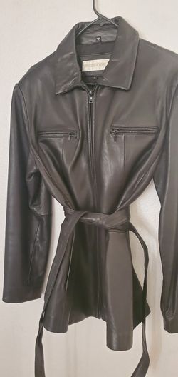 Woman black leather Jacket