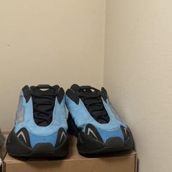 Yeezy 700 Blue Cyan 