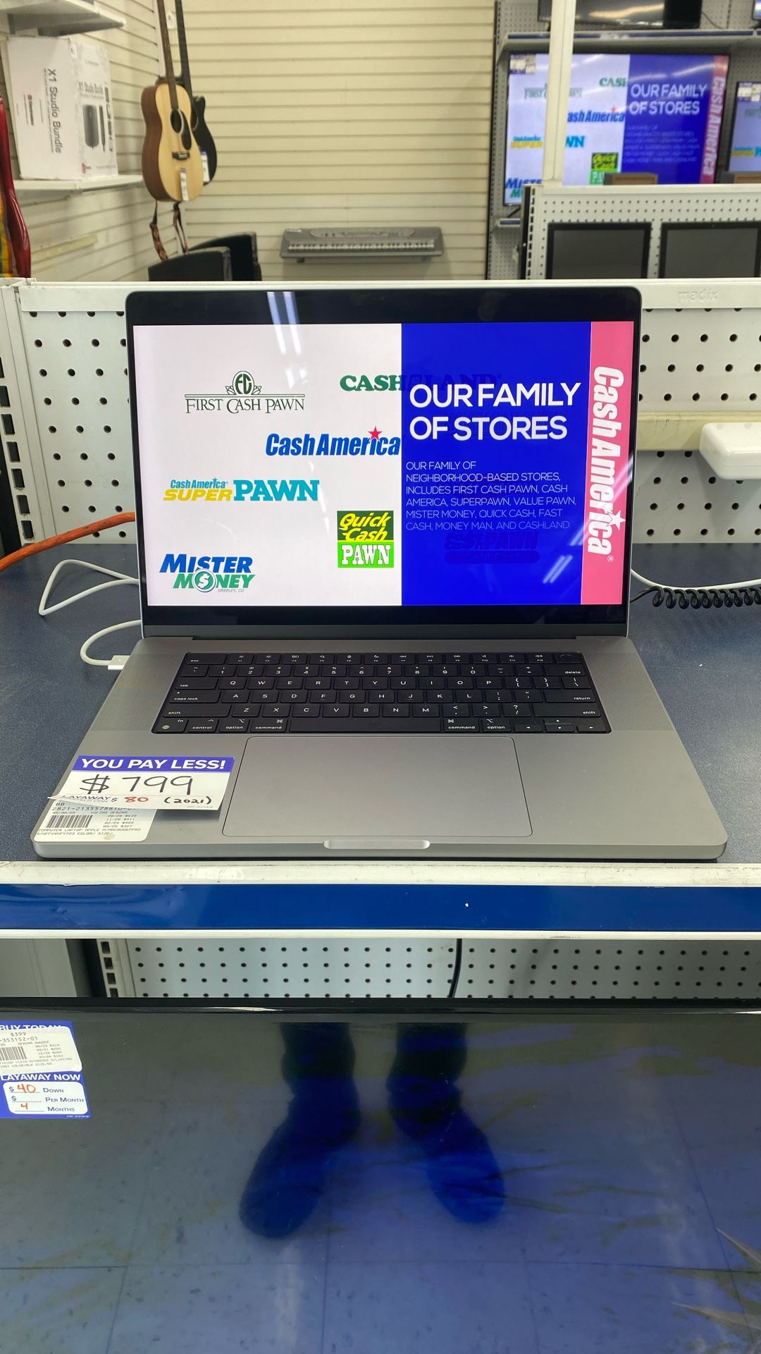 Apple Laptop