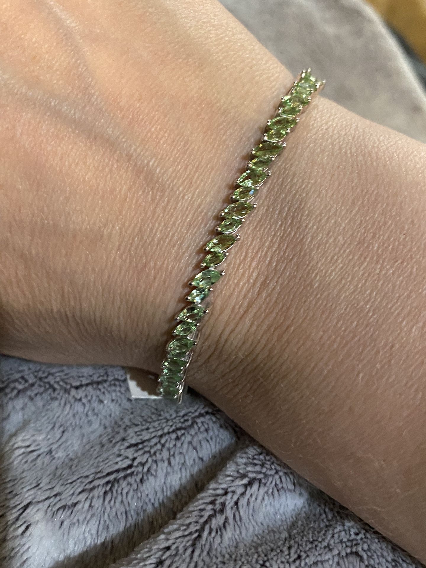 Genuine Brazilian Mint Garnet Leaf Bracelet - 8” - new!