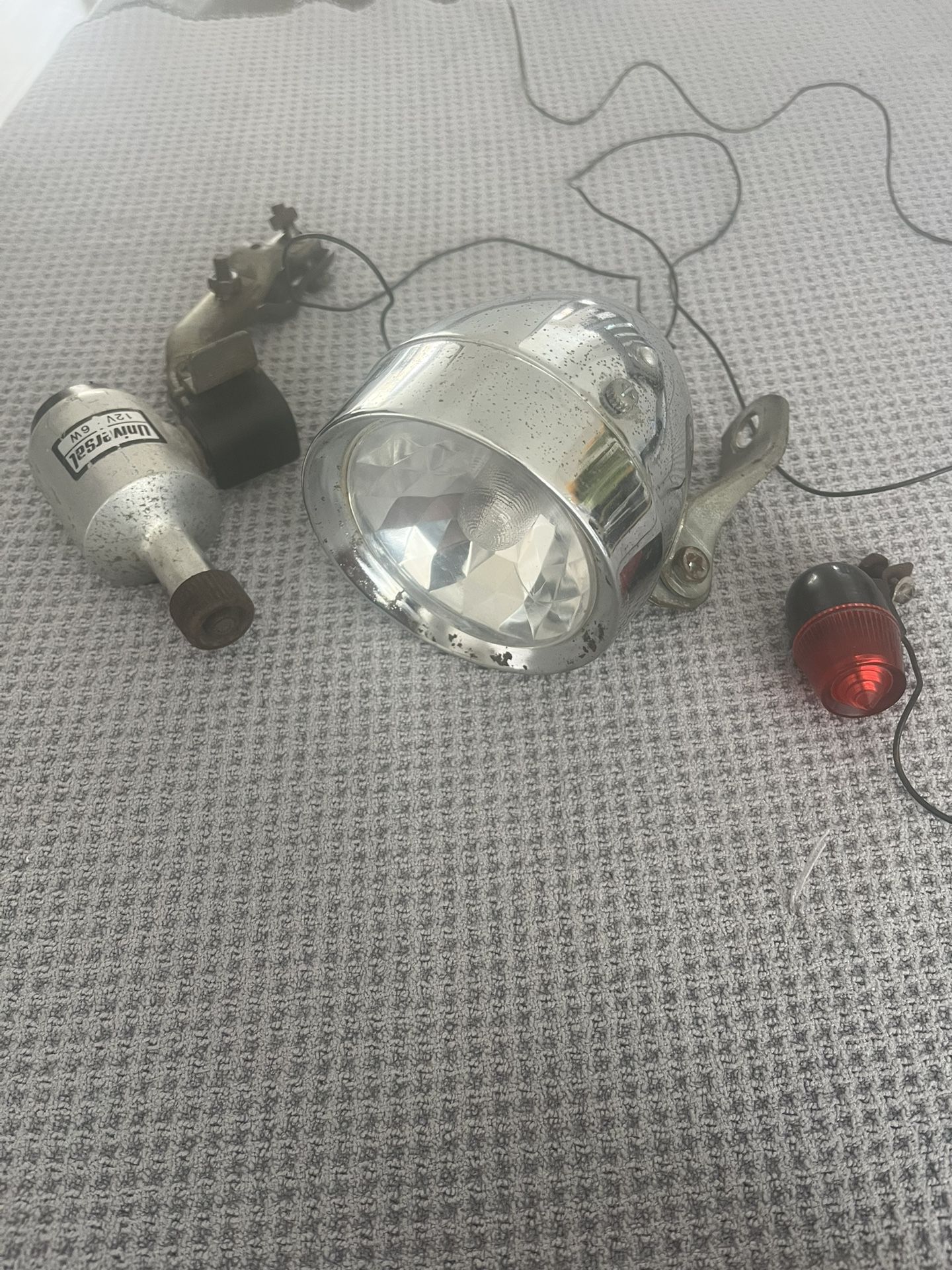 Bicycle Headlight with Generator