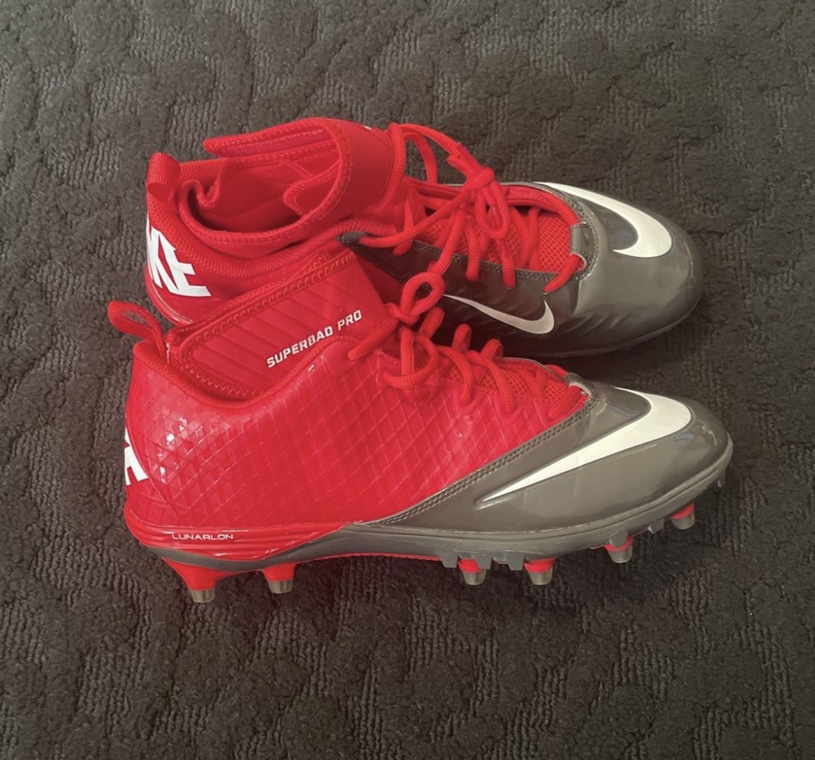 Nike “Superbad” MENS Size 12 (Molded) Football Cleats