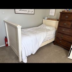 Bundled Twin Size Bed, Bed Frame Plus Bedding!