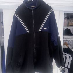 Nike zip up jacket Size large