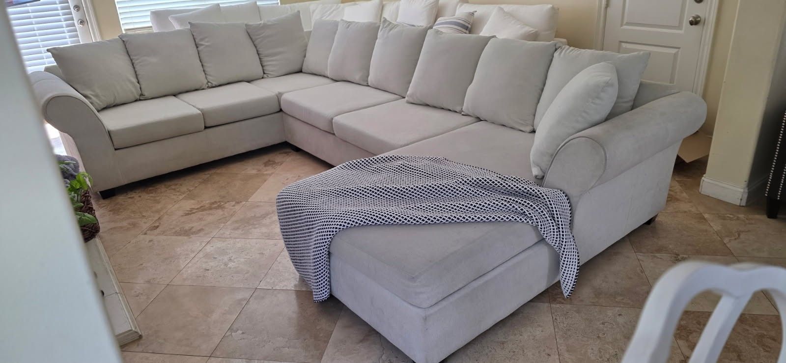 Sofa Set (Sectional)