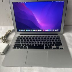 Macbook Air 2017 13Inch  8gb/128gb ##4568