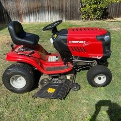 RIDING MOWER