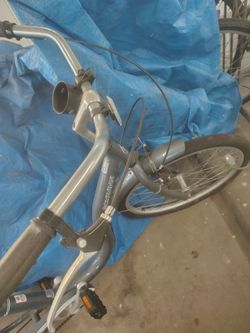 24inch Schwinn tricycle