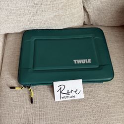 Thule 15” Laptop Case