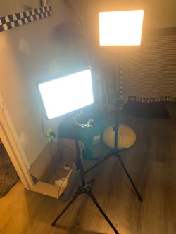 Tripod with Photo lights
