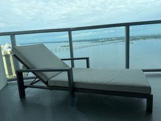 Metal Lounge Chair with Cushion