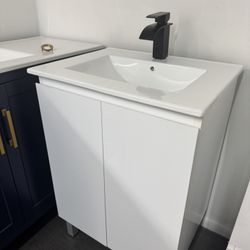 PVC Vanity 24”