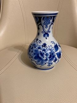 Porcelain  Vase