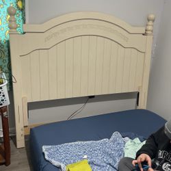 Headboard With Metal Rails Queen