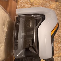 Headlight For Ford F150 Lightning Like New OEM Assy Left 