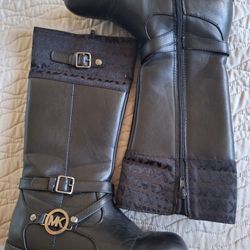 Muchael Kors Boots For Girl