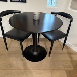 Modern Black Dining Set + 2 Chairs 