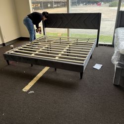 New King Size Platform Bed Frame 