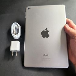 Apple iPad Mini 4 - Wifi - Like New 