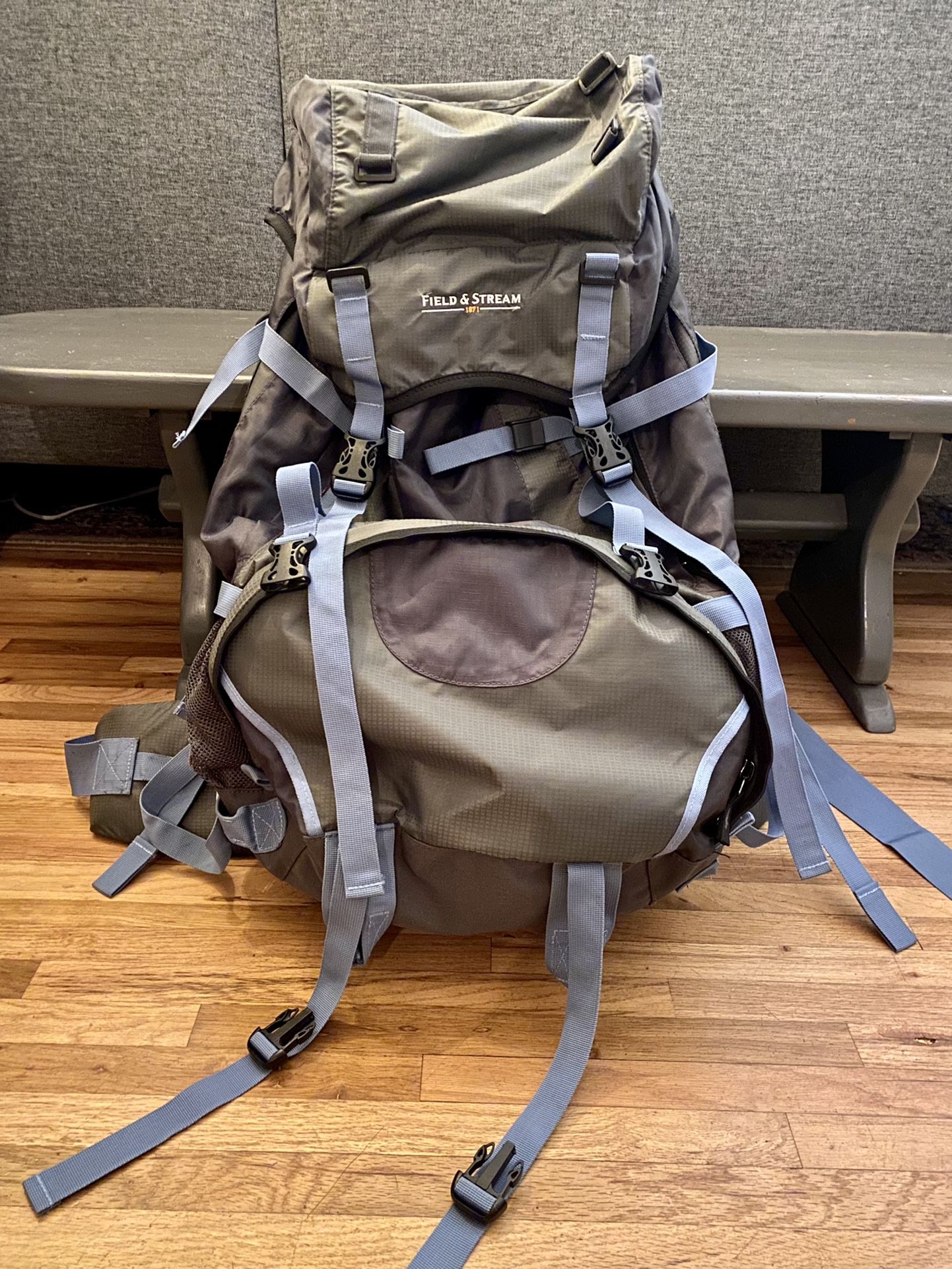 Field and stream top scout 65l hiking backpack