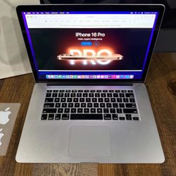 15 Inch Apple MacBook Pro Laptop Computer Bundle Very Nice And Sleek LOOK