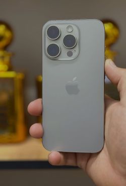 iPhone 15 Pro Unlocked / Liberado 😃