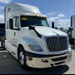 2020 International Lt625