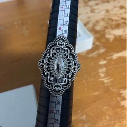 Womens Size 10 Ring