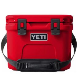 YETI ROADIE 15 HARD COOLER