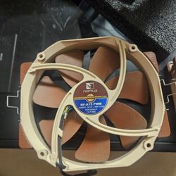 Noctua

NH-D15, Premium CPU Cooler with 2X NF-A15

PWM 140mm Fans (Brown