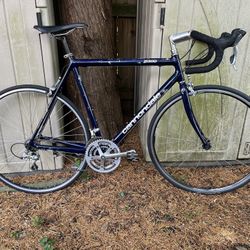 Cannondale 57cm Road Bike 