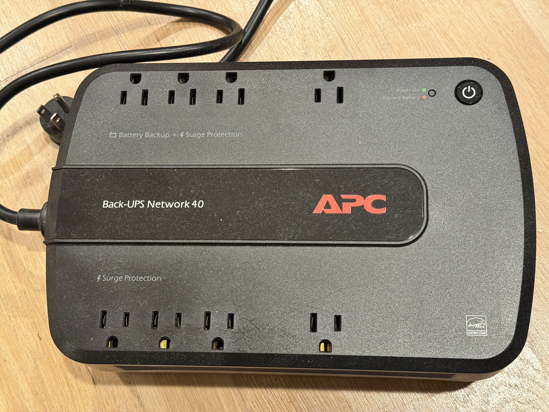 APC Back-UPS Network 40 BN4001